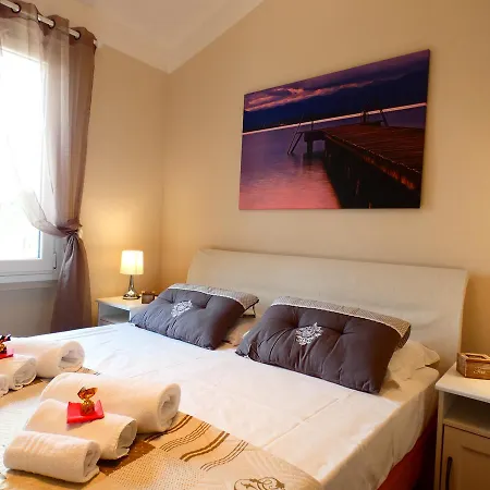 Sunrise House Desenzano *